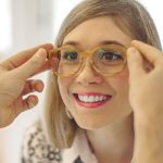 Kako poteka pregled za očala?